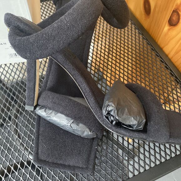 Good American Shoes Women US 11 High Heels Stilettos Black Terry Cloth - Picture 1 of 6